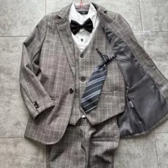 Item thumbnail for item 965e67ad-bbfb-46ee-af2d-fa9a4d0298cb