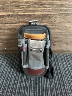 Item thumbnail for item f2c4499a-63b0-4ed0-8797-5cddd582ef5d