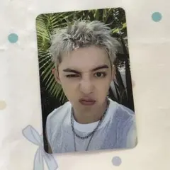 エスクプス SEVENTEEN C×M HYPE VIBES トレカ