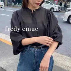 fredy emue フレディ エミュ シアー前開き ギャザースリーブブラウスのサムネイル