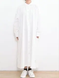 ギャザーシャツワンピース　ホワイトのサムネイル