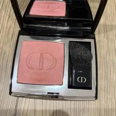 ディオールスキン ルージュ ブラッシュ 212