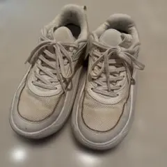 値下げ⭐︎UGG LA クラウド トレーナー ホワイトのサムネイル