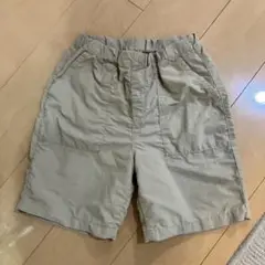 ユニクロ　ベージュ ハーフパンツ 2ポケット