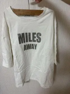 COLONY 2139 MILES AWAY ロゴTシャツ ホワイトのサムネイル