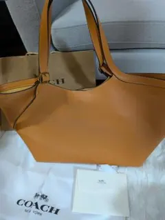 コーチ グラマシートートバッグ