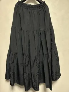 ナイロン素材 ロングスカート