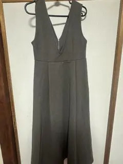 グレー Vネック ワンピース　GRL