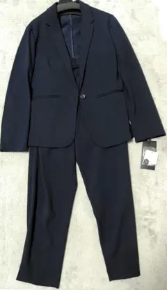 RUIRUE BOUTIQUE・ネイビースーツ