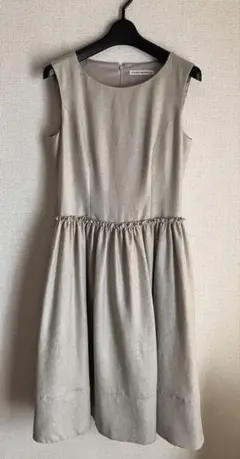 エムプルミエのリネンライクワンピースのサムネイル