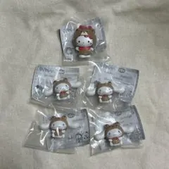 サンリオ　おともだちきぐるみフィギュア　ポチャッコ　ポムポムプリン　シナモン