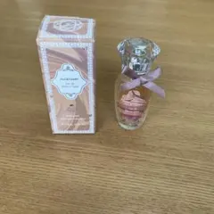 ジルスチュアート　香水　オードトワレ　マロンケーキ　限定　希少　美品