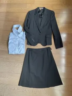 レスミューズ スーツ 3点セット