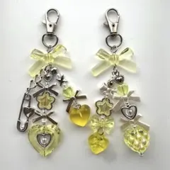 ビーズキーホルダー y2k チャーム コレクトブック 2点セット 黄色