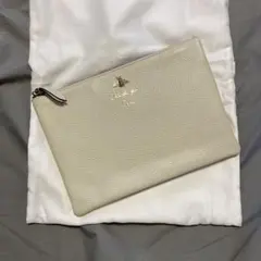 GUCCI アイボリー レザー クラッチバック