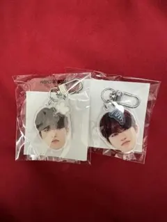 treasure ジョンウ 顔アクキー 怒哀 カプセルトイ 2個セット