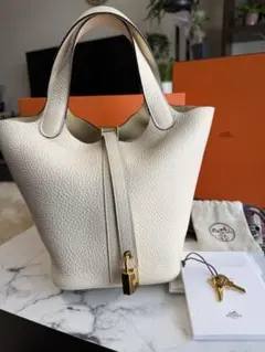 ゴールド ハンドバッグ