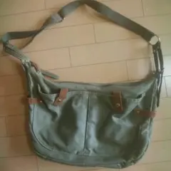 週末特別価格！！タケオキクチ　ショルダーバッグ