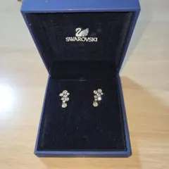 Swarovski アウトレット ピアス　ケース　購入証明書付き