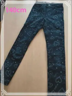 メゾピアノ　平成レトロ　美品　ハート柄ブラックデニム　140cm