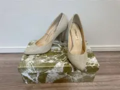 セブントゥエルブサーティ ベージュ ツイード パンプス ポインテッドトゥ 22