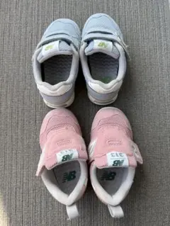 New Balance 313 スニーカー 青とピンク