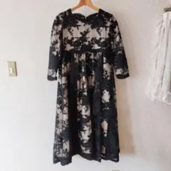 花柄刺繍レースワンピース ブラック ベージュ