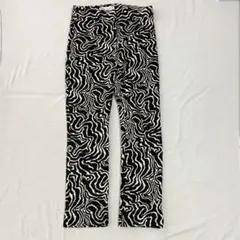 【ザラ】カジュアルパンツ 前開き 総柄 小さいサイズ XS