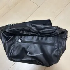 最安値‼️早い者勝ち❗️Nike ブラック バッグ フロントポケット付き90s