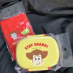 ２点【新品】トイストーリー　ランチボックス 子供用お弁当箱　お弁当袋付き