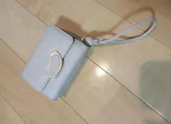 しまむら陽さん 三つ折り財布のサムネイル