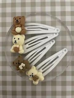 クマのヘアクリップ 4個セット