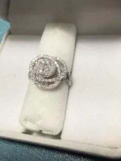 ローズデザイン K18 リング 5.5g ダイヤモンド0.35ct - メルカリ