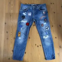 Zara Woman ワッペン付き デニムパンツのサムネイル