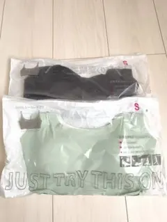 Sサイズ，ブラック+グリーン，ノンワイヤー ブラトップ 2色セット