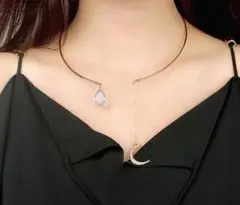 三日月ペンダントネックレス