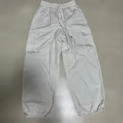 GUホワイト カーゴパンツ ウエストゴム