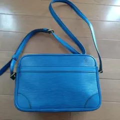 Item thumbnail for item 10e78ea4-fe41-4b91-aaeb-c3cace3af012