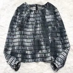 新品同様✨ROCHAS ロシャス レリアン 総柄 ブラウス シフォン 長袖 9のサムネイル