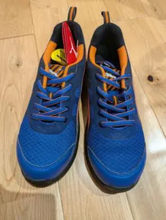 PUMAマラソン・ブルー・ロー 新品未使用　箱付き　　安全靴　28cmのサムネイル