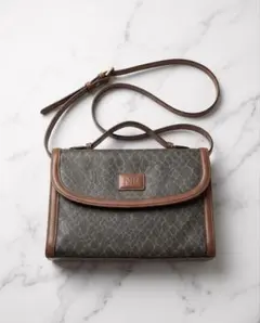 Item thumbnail for item 133abec3-8086-451d-ab02-adae7635553a