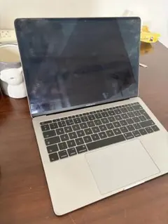 MacBook Air 2020 A2179 液晶割れ／その他良好 起動OK MacBook Air 2020 A2179 液晶割れ／その他良好 起動OK - メルカリ