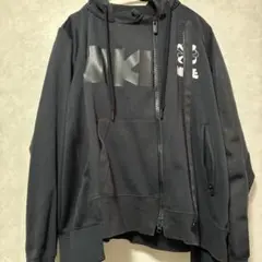 sacai x NIKE パーカー ブラック Mサイズのサムネイル