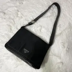 希少✨　プラダ　メッセンジャーバッグ 楽天市場】プラダ PRADA（テイスト（ファッション）クラシカル