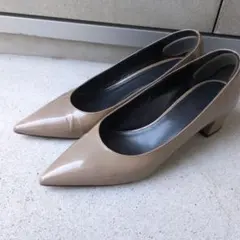 ファビオルスコーニ エナメルパンプス ポインテッドトゥ チャンキーヒールパンプス