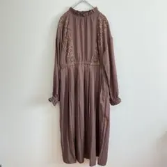 【体型カバー◎】長袖ワンピース／ウエスト切替／プリーツ／レース／レトロフェミニン