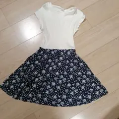 GU ノースリーブワンピース 花柄 ネイビー ホワイト