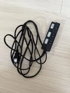 延長コード　３メートル　3口