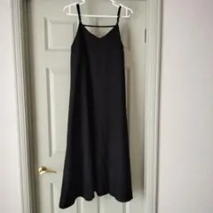 DRESKIP ブラック キャミワンピース Mサイズ オールシーズン