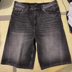 H&M バギーデニムショートパンツのサムネイル